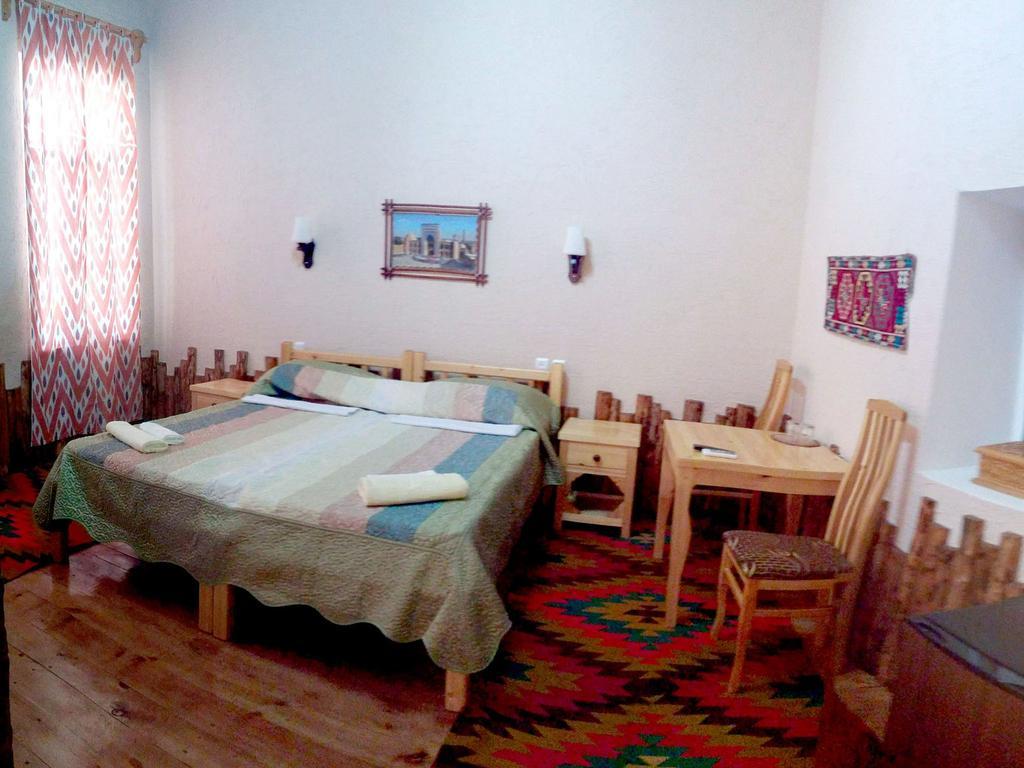 Qosha Darvoza Hotel Хива Стая снимка