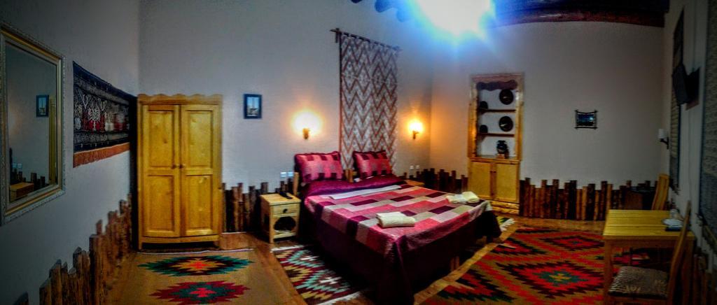 Qosha Darvoza Hotel Хива Екстериор снимка